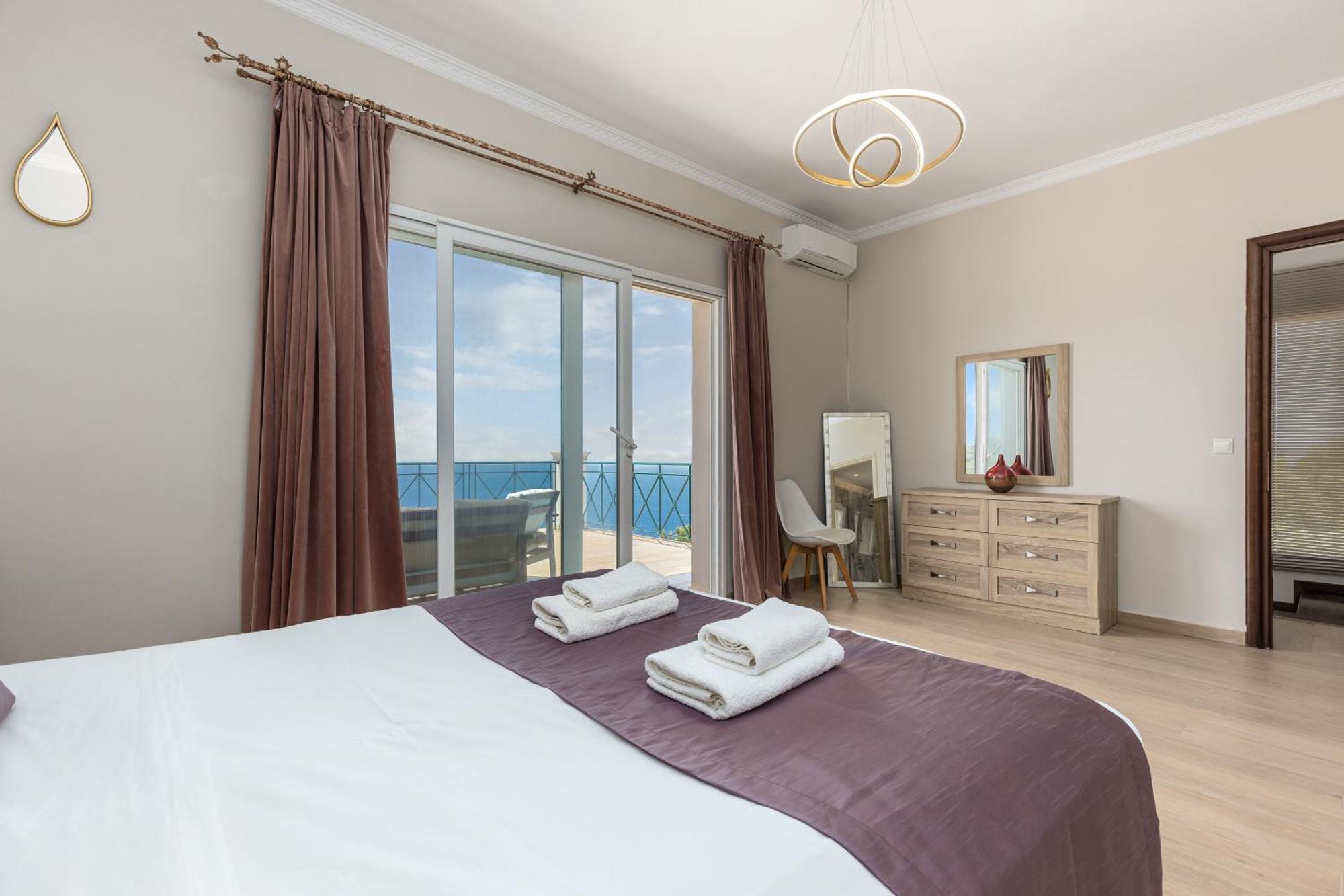 Villa Vardia-Amazing Seaviews With Heated Pool Sinarádes Buitenkant foto